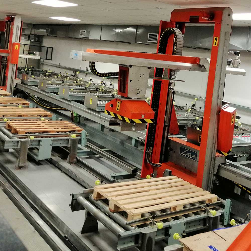 Zero perdite di dati, tracciabilità end-to-end: la pallettizzazione che non si ferma più.
